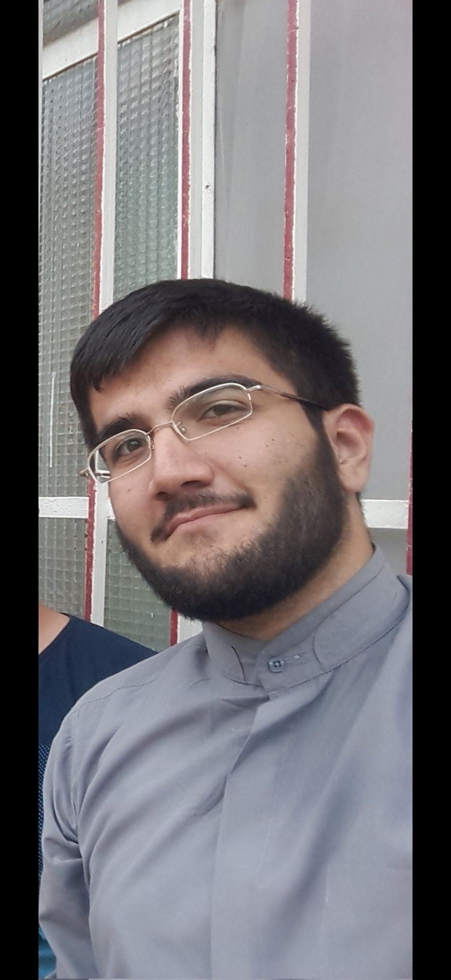 علیرضا لعل ابدار
