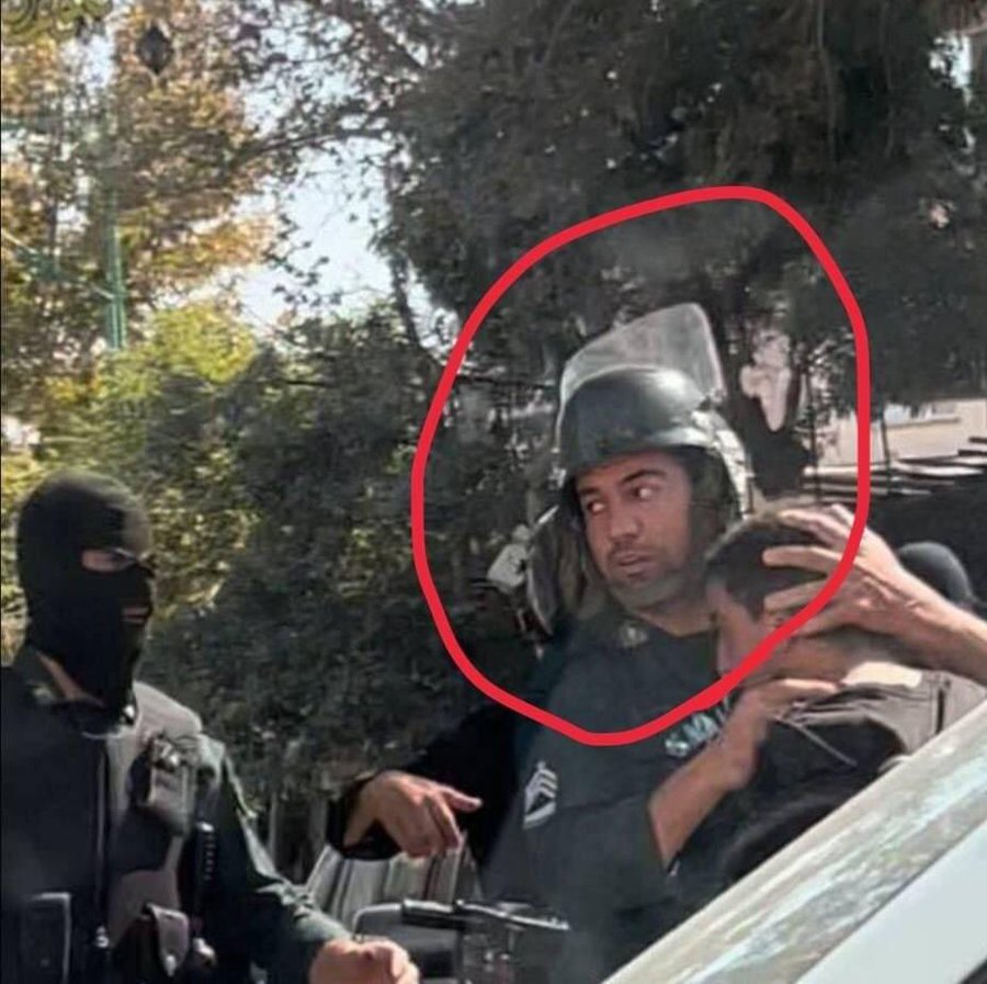 سعید مومنی